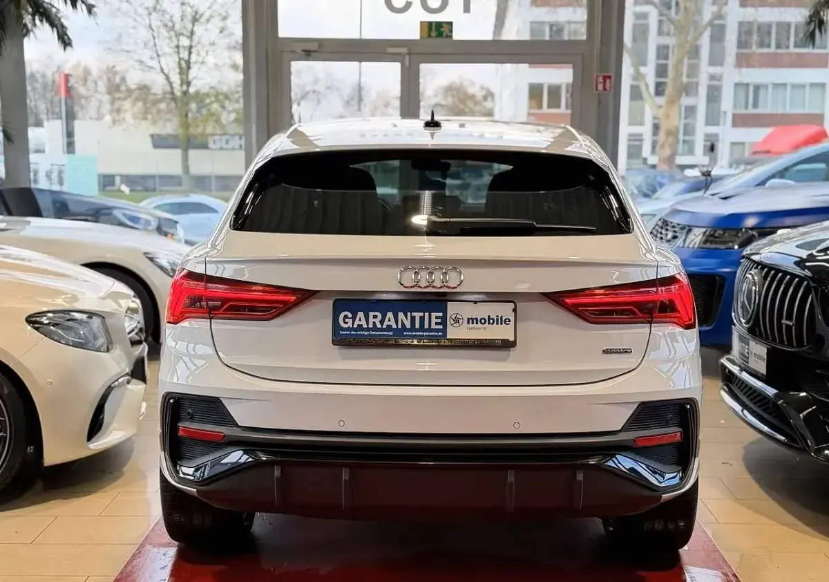 Usata Audi Q3 Sportback S-Line 190 CV (139 kW) 2020 Bianco SUV