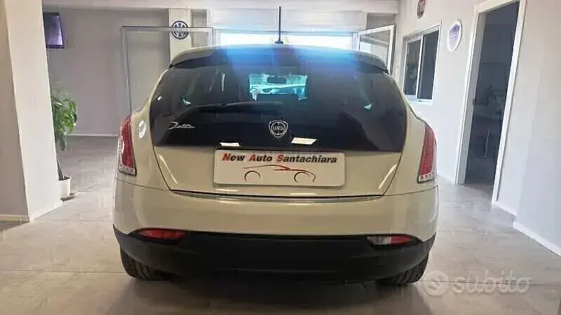 Usata Lancia Delta S 120 CV (88 kW) 2013 Bianco Utilitaria