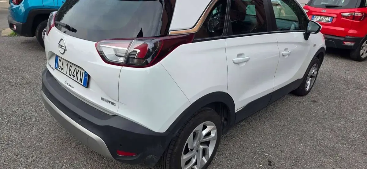 Usata Opel Crossland X Innovation 110 CV (80 kW) 2020 Bianco SUV