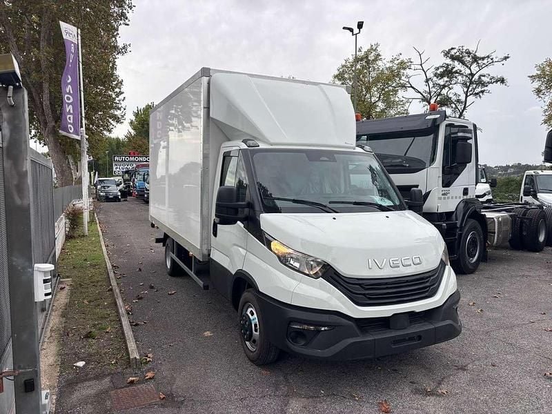 Nuova Iveco Daily 160 CV (117 kW) 2025 Bianco Furgone