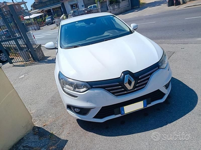 Usata Renault Mégane IV Intens 110 CV (80 kW) 2016 Bianco Berlina