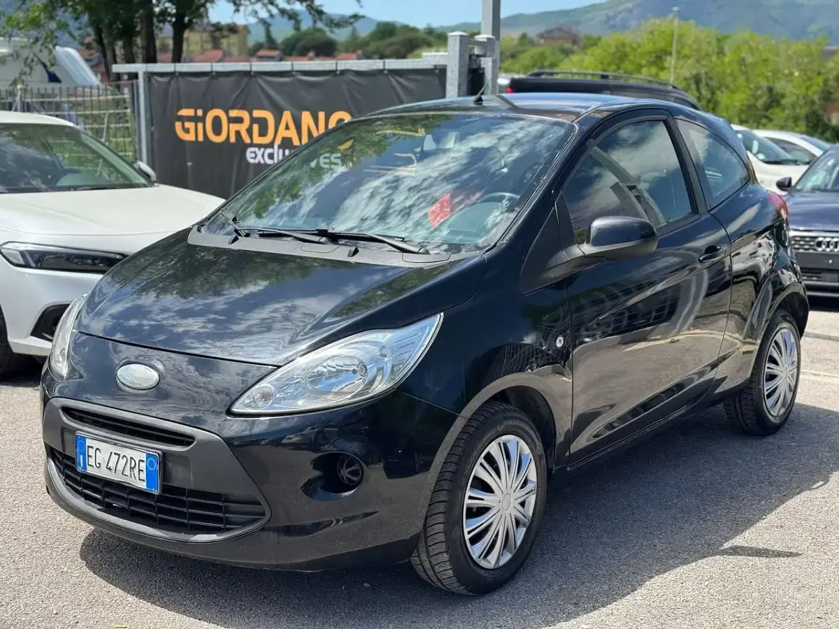Usata Ford Ka Titanium 75 CV (55 kW) 2011 Nero Utilitaria