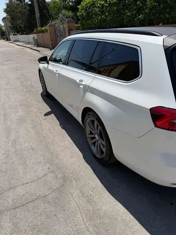 Usata VW Passat Comfortline 150 CV (110 kW) 2016 Bianco Station wagon