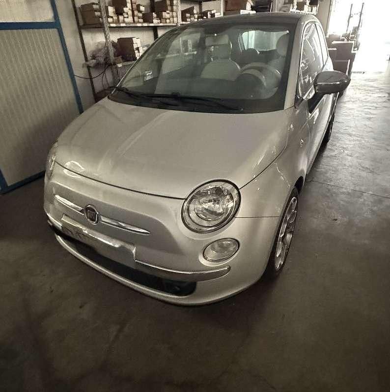 Usata Fiat 500 Lounge 69 CV (50 kW) 2011 Argento Utilitaria