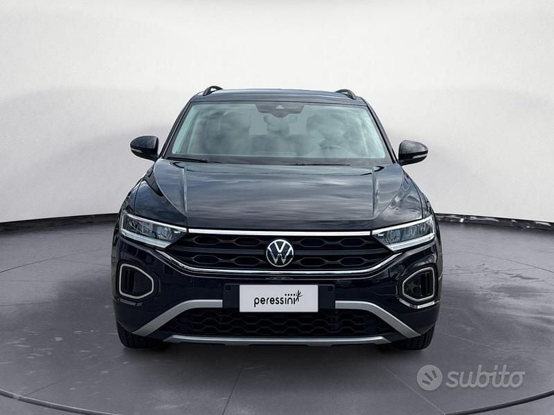 Usata VW T-Roc Life 116 CV (85 kW) 2024 Nero SUV