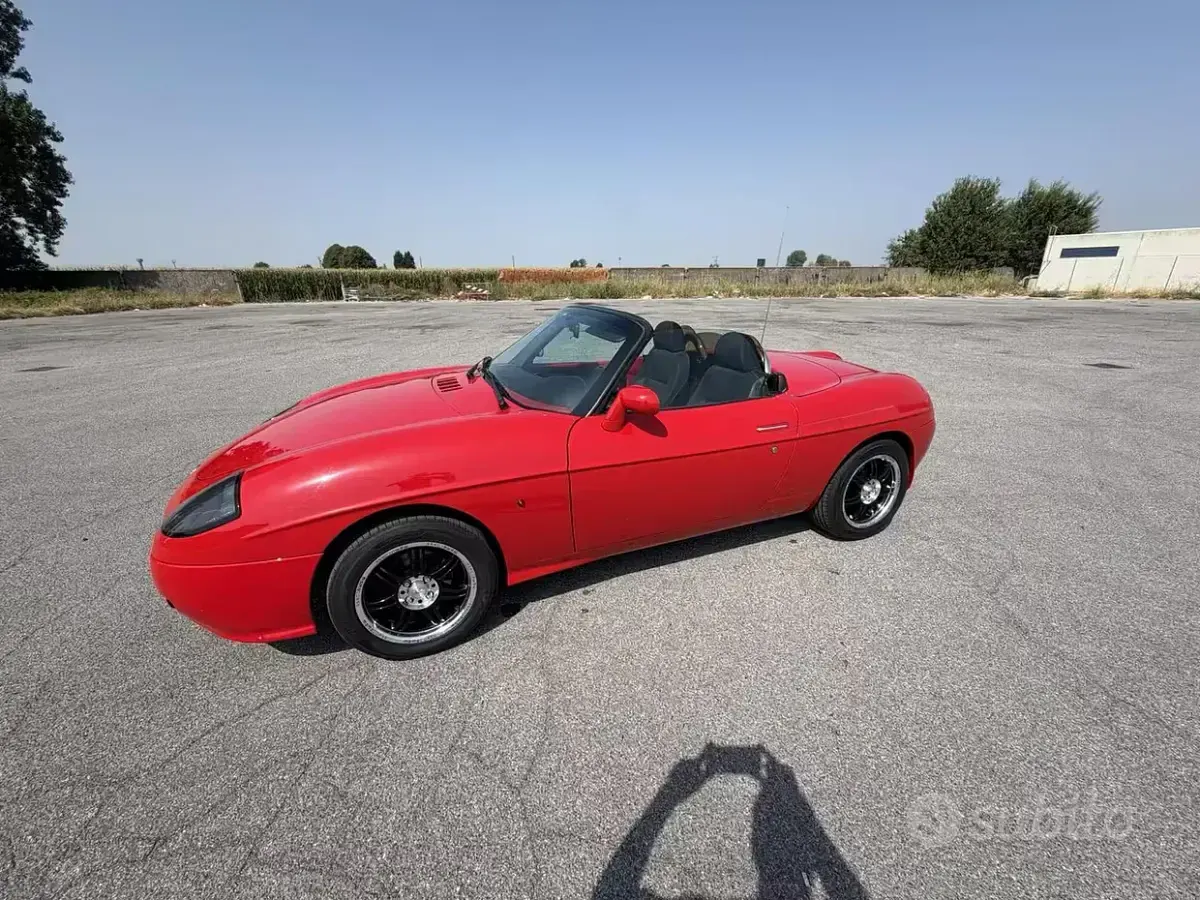 Usata Fiat Barchetta 131 CV (96 kW) 1999 Rosso Cabrio