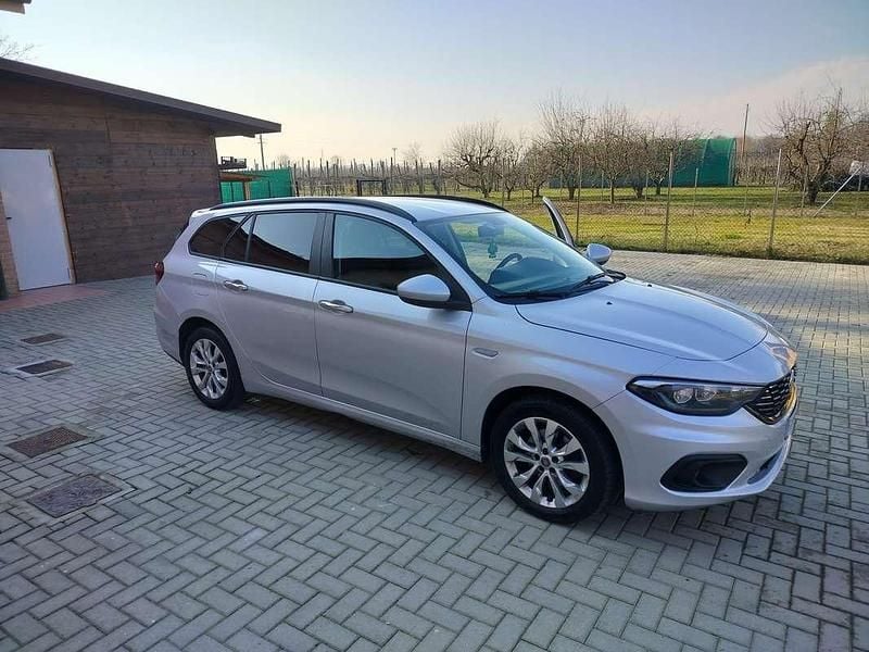 Usata Fiat Tipo Lounge 95 CV (69 kW) 2017 Station wagon