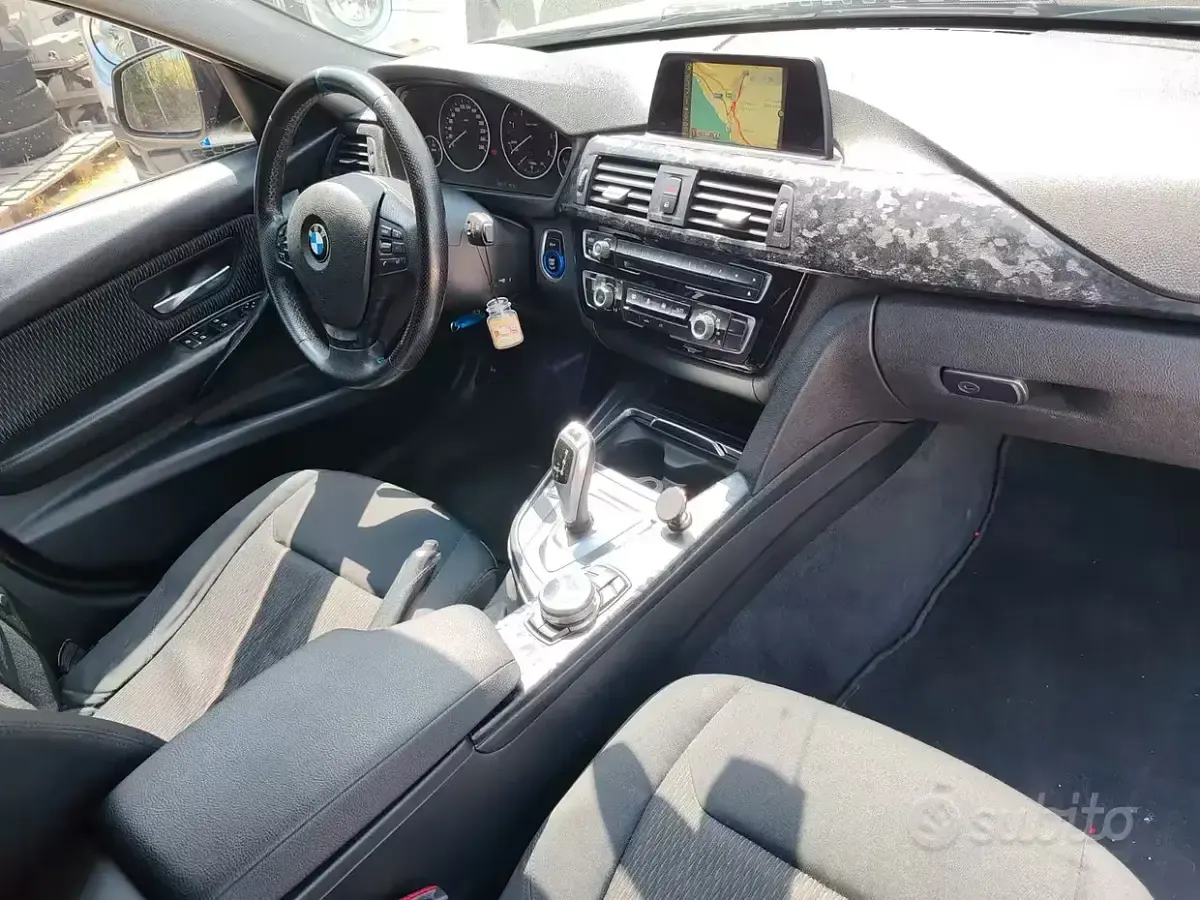Usata BMW 316 Advantage 116 CV (85 kW) 2017 Grigio Station wagon