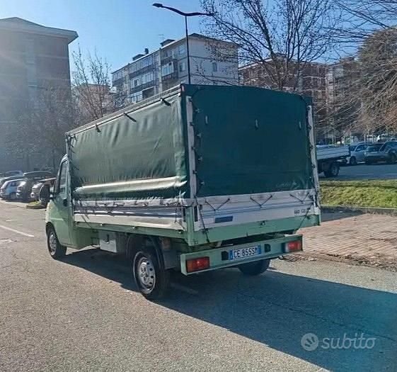 Usata Fiat Ducato 127 CV (93 kW) 2002 Verde Furgone