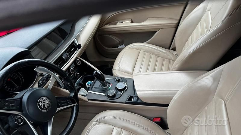 Usata Alfa Romeo Stelvio 210 CV (154 kW) 2017 Blu SUV