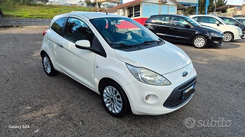 Usata Ford Ka Titanium 69 CV (50 kW) 2011 Bianco Berlina