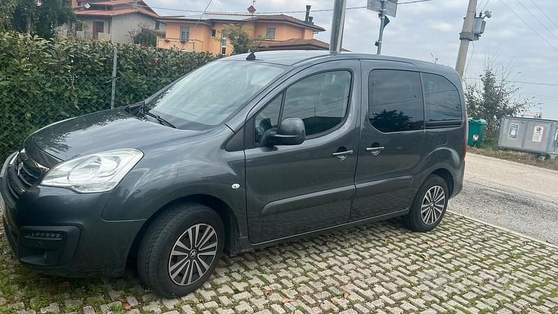 Usata Peugeot Partner 2017 Blu Monovolume