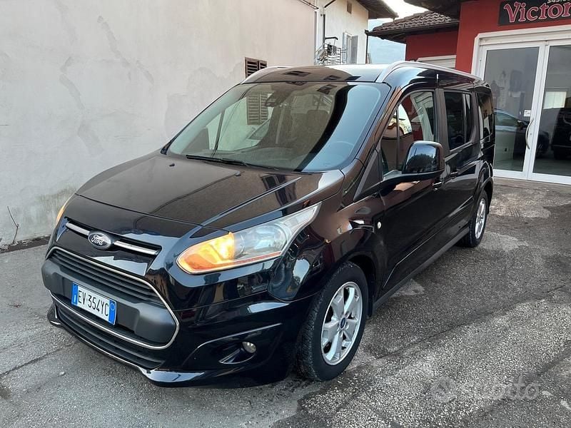 Usata Ford Tourneo Connect 115 CV (84 kW) 2014 Nero Monovolume