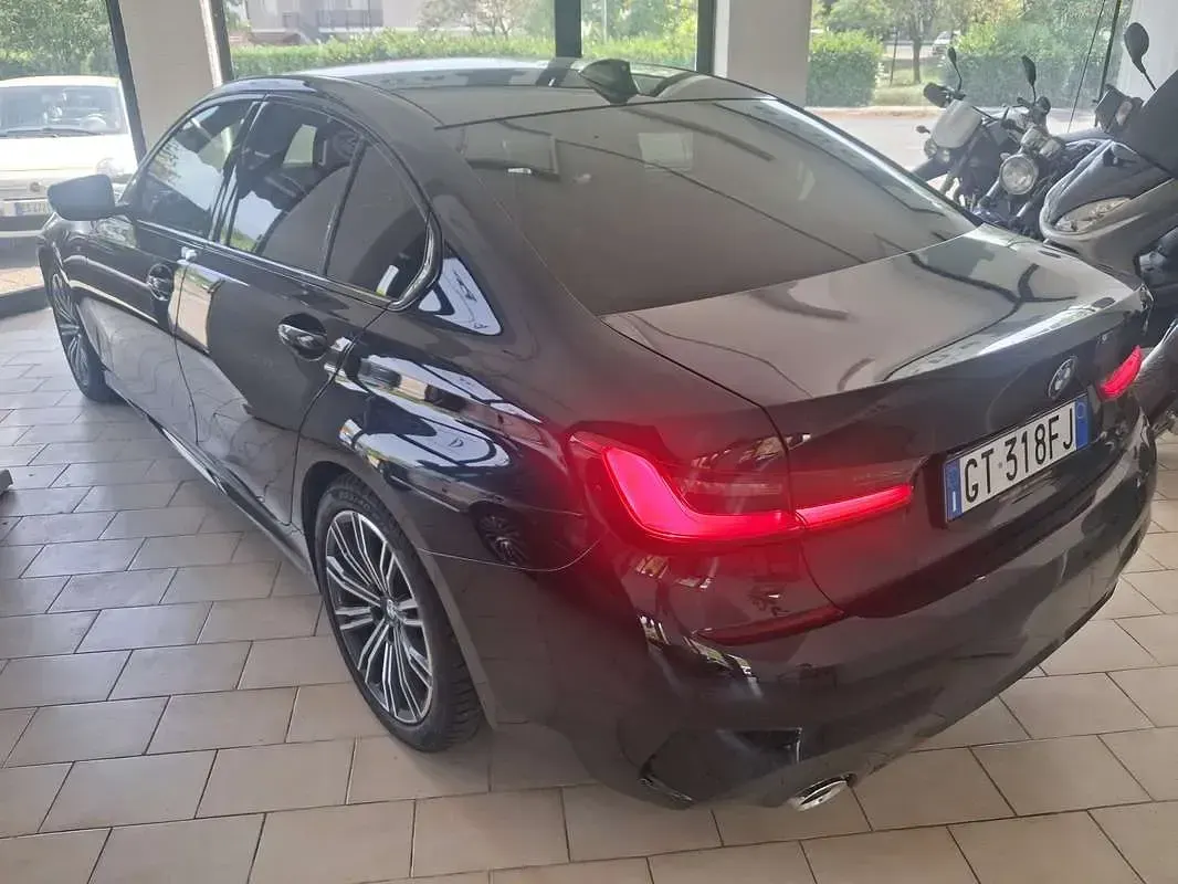 Usata BMW 320 M Sport 190 CV (139 kW) 2022 Nero Berlina