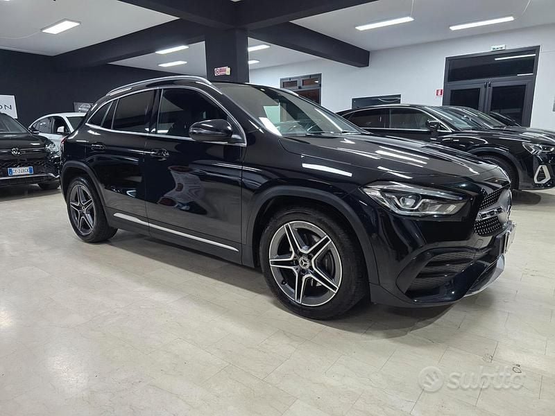 Usata Mercedes GLA200 Premium 149 CV (109 kW) 2021 Nero SUV