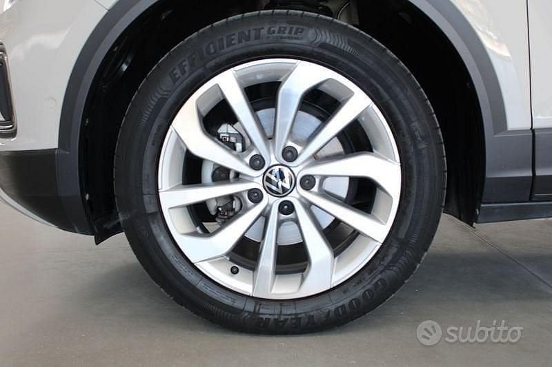 Usata VW T-Roc Life 150 CV (110 kW) 2023 SUV