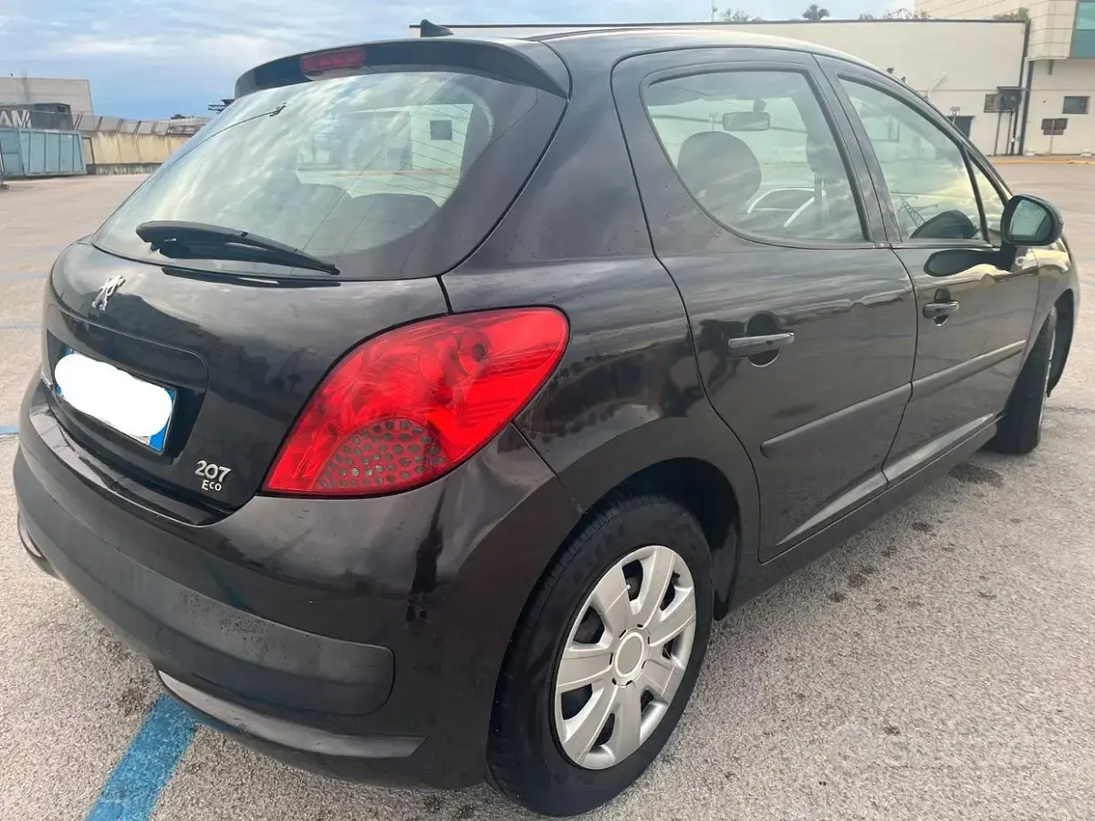 Usata Peugeot 207 90 CV (66 kW) 2010 Berlina