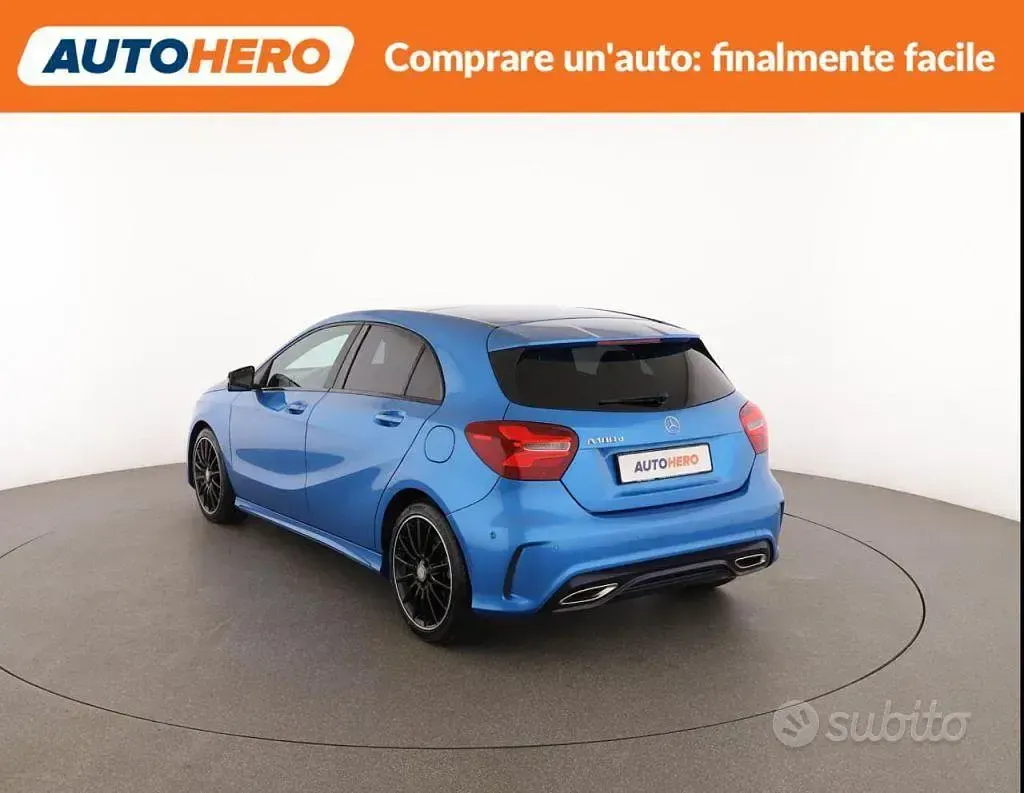 Usata Mercedes A180 109 CV (80 kW) 2016 Bluazzurro Utilitaria