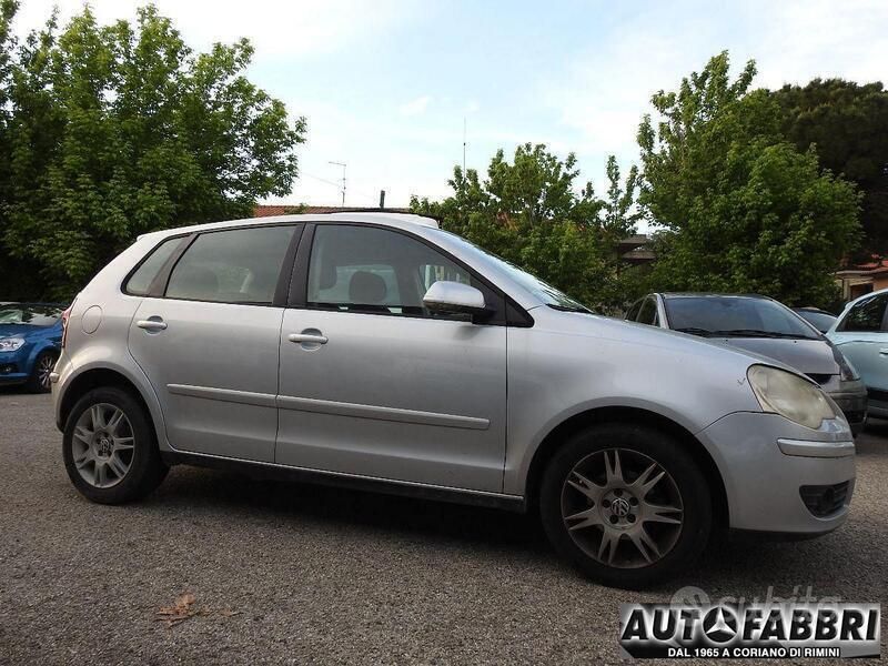 Usata VW Polo Comfortline 64 CV (47 kW) 2006 Nessuno(met.) Utilitaria