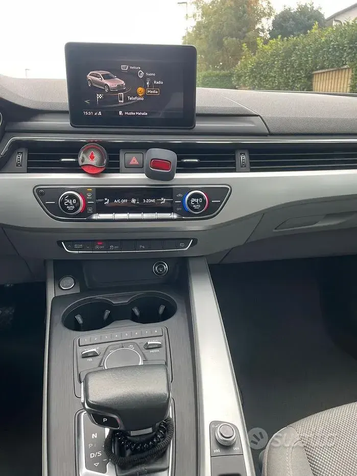 Usata Audi A4 218 CV (160 kW) 2017 Argento Station wagon
