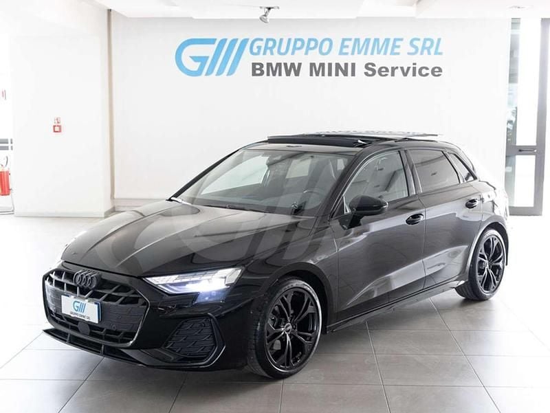 Usata Audi A3 S-Line 150 CV (110 kW) 2024 Nero brillante Berlina