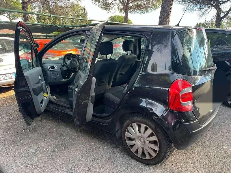 Usata Renault Modus 75 CV (55 kW) 2011 Monovolume