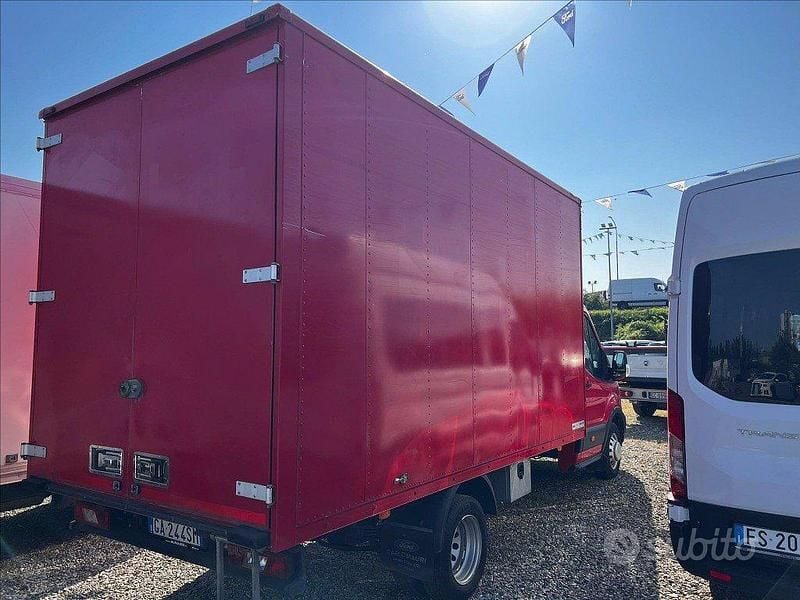 Usata Ford Transit Trend 131 CV (96 kW) 2020 Rosso Monovolume