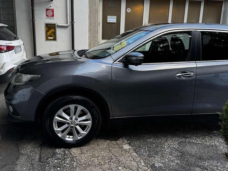 Usata Nissan X-Trail Acenta 131 CV (96 kW) 2015 Grigio SUV
