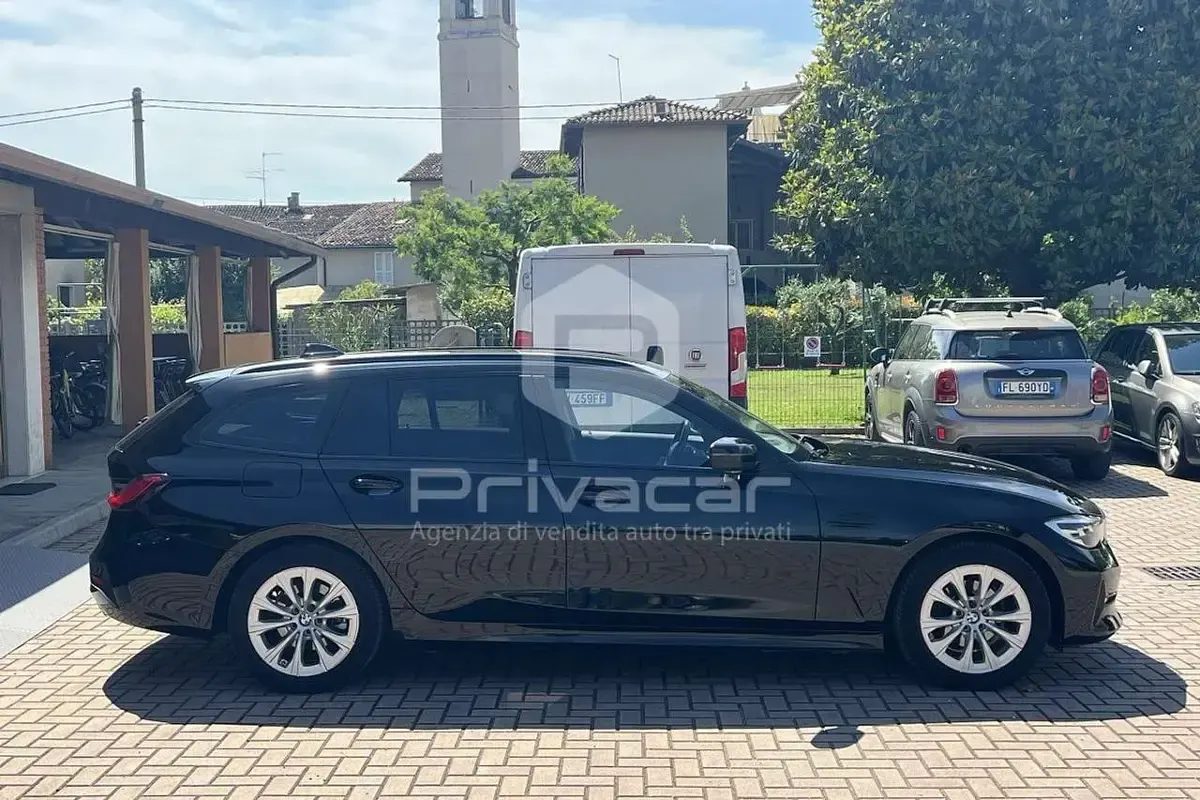 Usata BMW 318 Advantage 150 CV (110 kW) 2020 Nero Station wagon