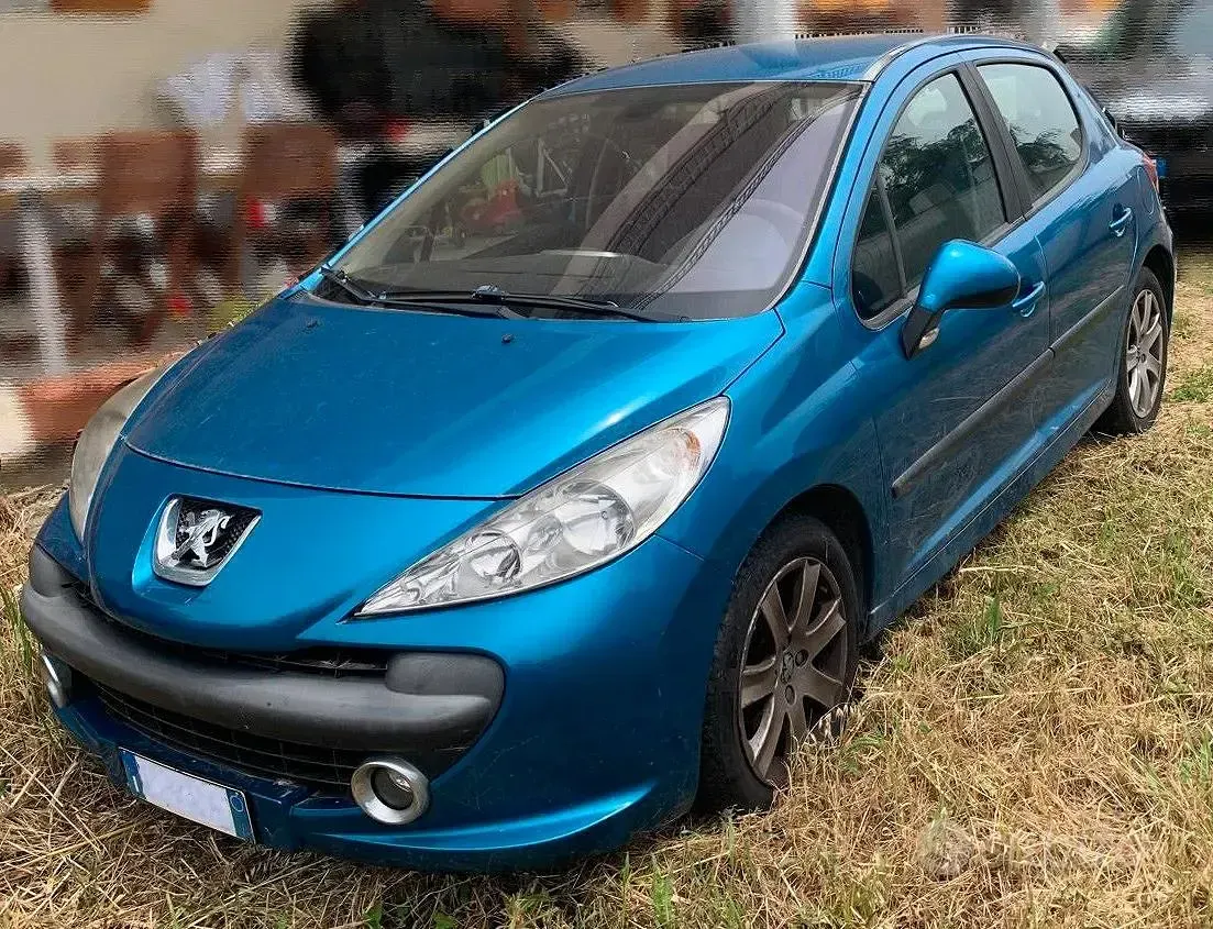 Usata Peugeot 207 90 CV (66 kW) 2007 Blu Berlina