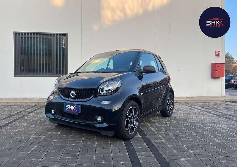 Nero Usata 2018 Smart ForTwo Cabrio Passion Cabrio | 18.000 € - Immagine 1/4
