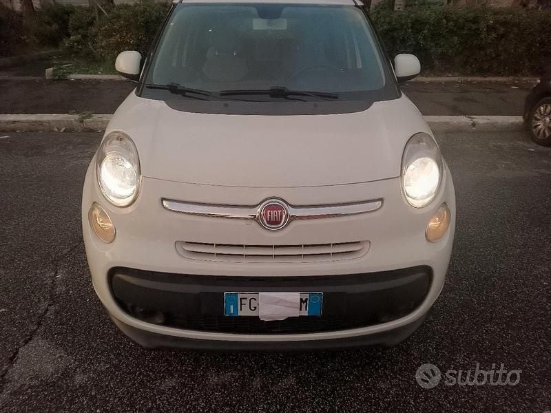 Bianco Usata 2017 Fiat 500L Living Monovolume | 2800 € (Super prezzo) - Immagine 1/4