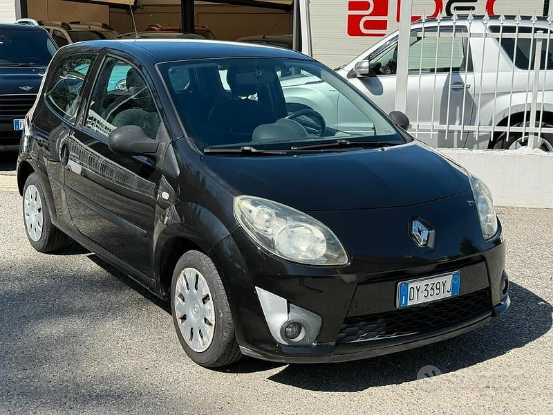 Usado Renault Twingo 58 HP (42 kW) 2010 Preto Citadino