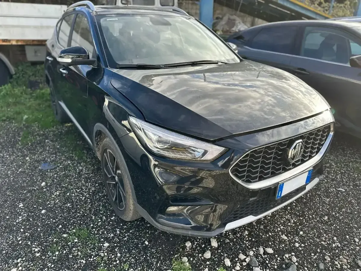 Usata MG ZS Comfort 106 CV (77 kW) 2022 Nero SUV