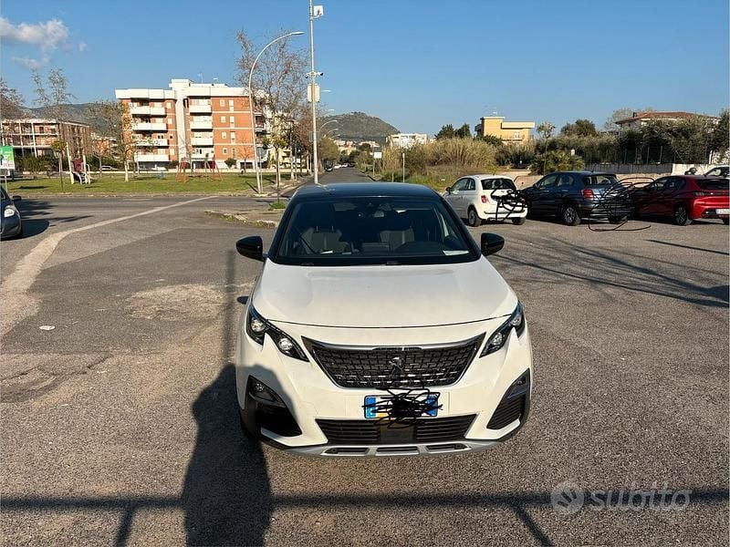 Usata Peugeot 3008 GT-line 120 CV (88 kW) 2019 Bianco SUV