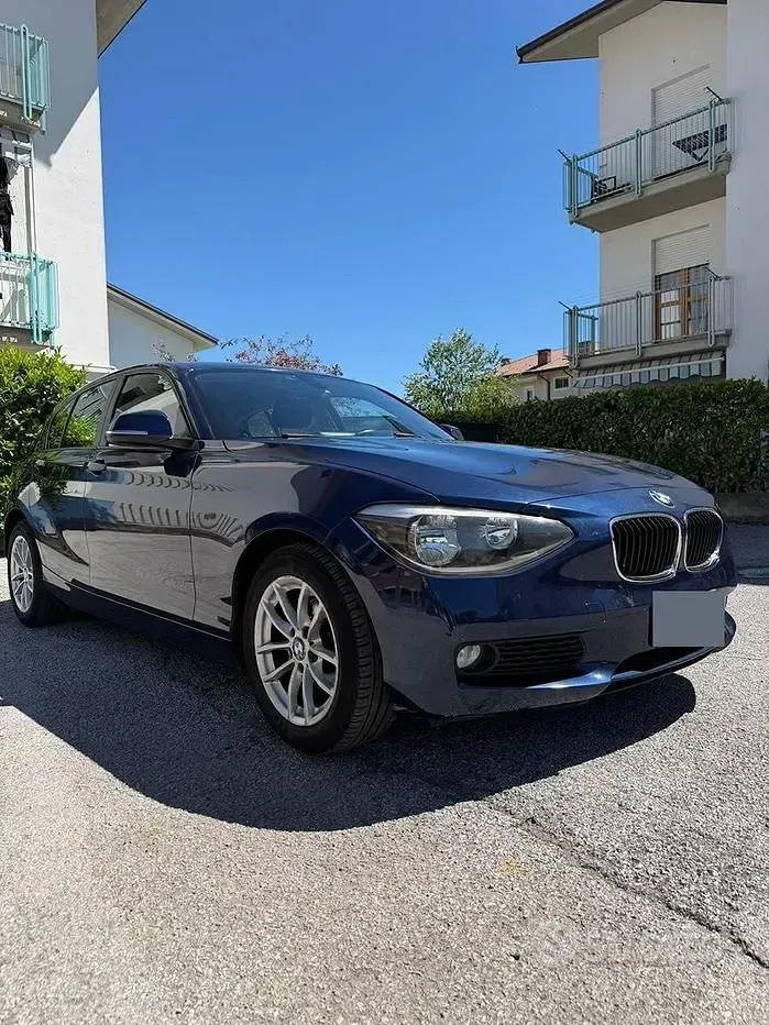 Usata BMW 114 95 CV (69 kW) 2013 Blu Utilitaria