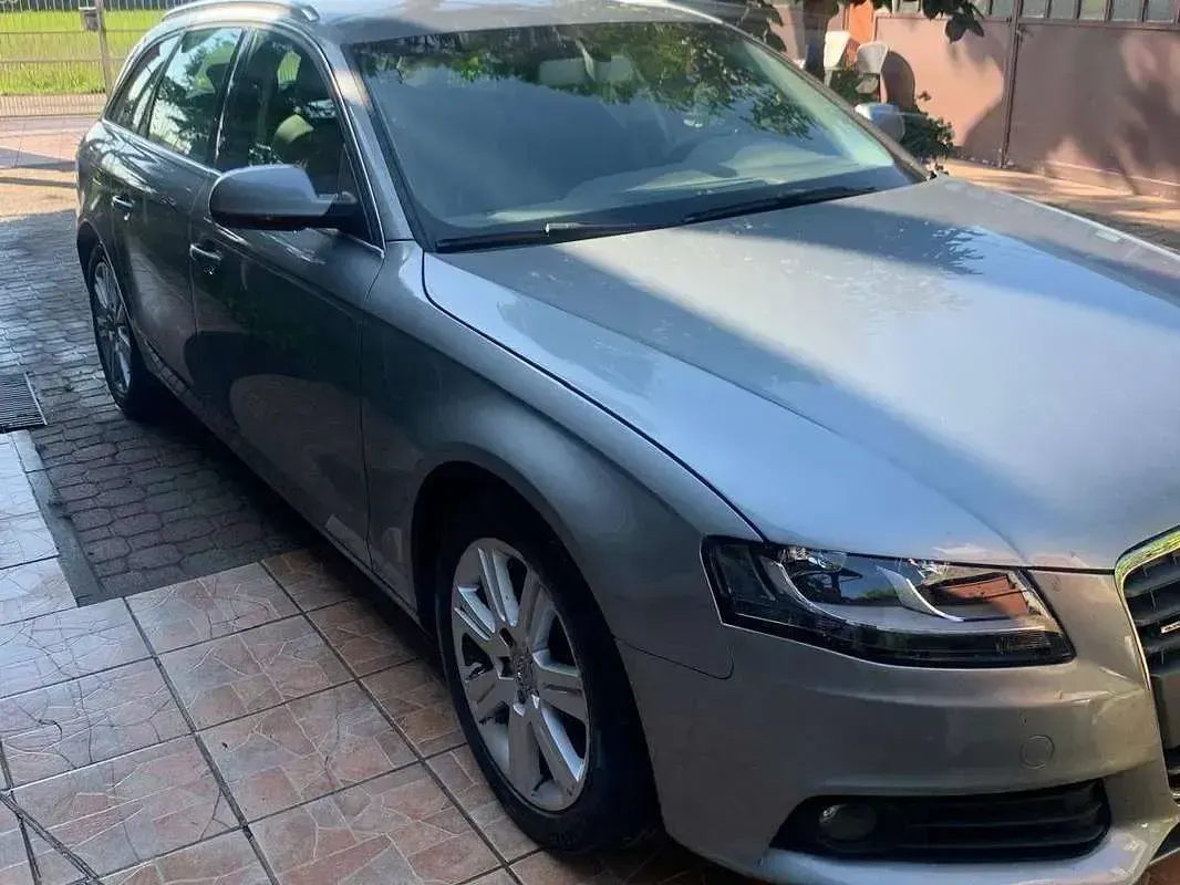 Usata Audi A4 Advanced 170 CV (125 kW) 2010 Argento Station wagon