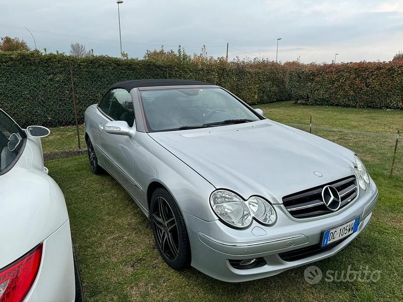 Usata Mercedes CLK200 163 CV (119 kW) 2006 Grigio Cabrio