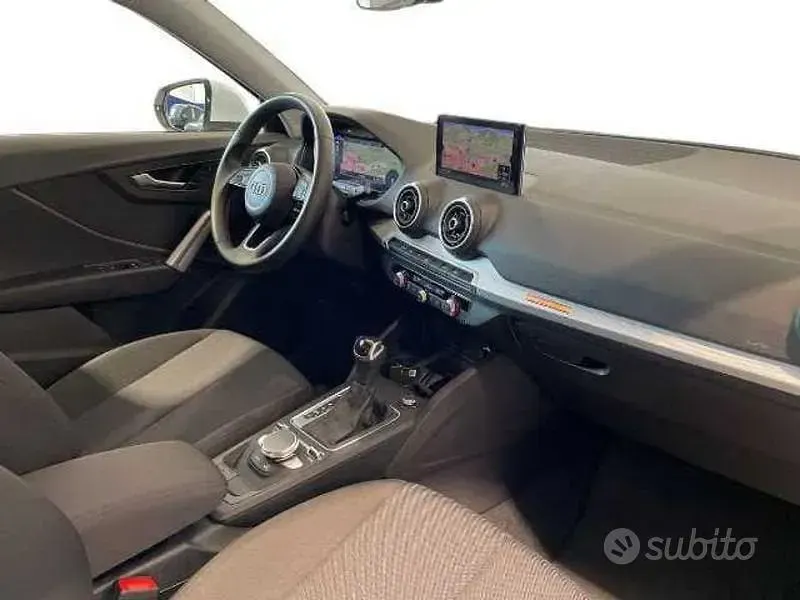 Usata Audi Q2 Business 116 CV (85 kW) 2023 Bianco SUV