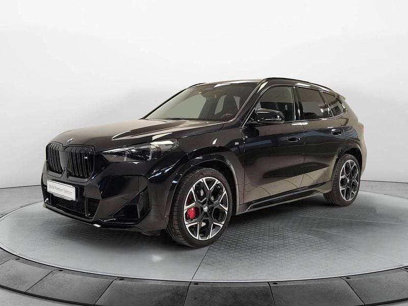 Black sapphire / metallizzato Usata 2024 BMW X1 M Sport SUV | 51.900 € - Immagine 1/4