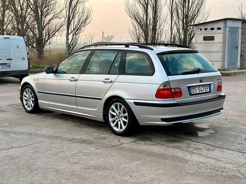 Usata BMW 320 150 CV (110 kW) 2004 Grigio Station wagon