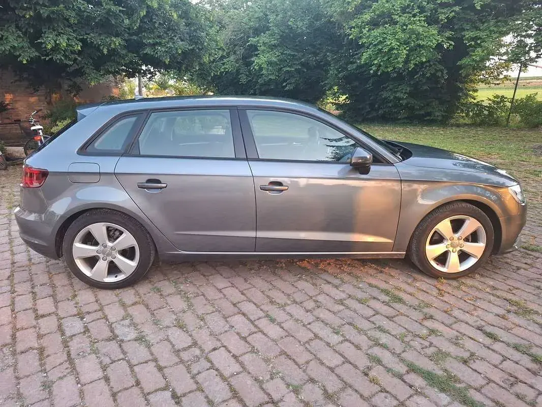 Usata Audi A3 Ambition 110 CV (80 kW) 2015 Grigio Berlina