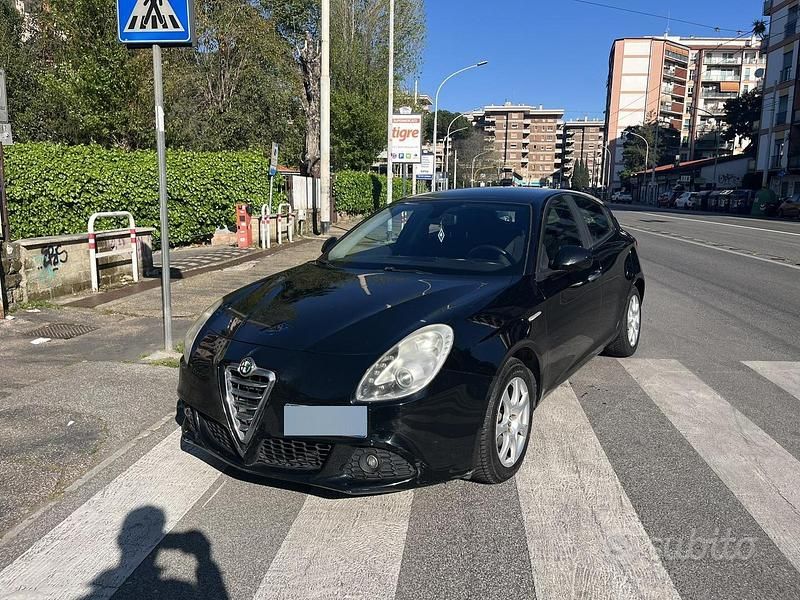 Usata Alfa Romeo Giulietta 105 CV (77 kW) 2013 Nero Utilitaria