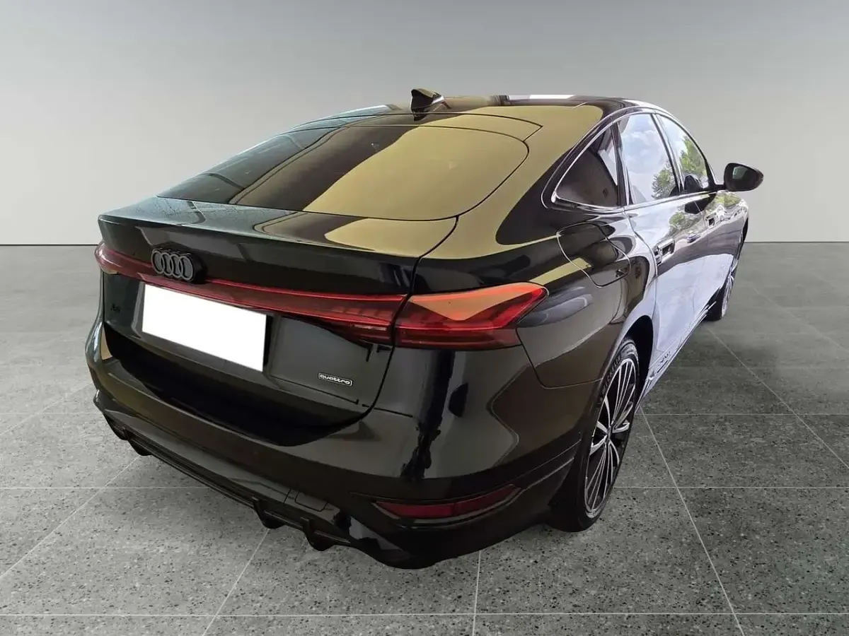 Usata Audi A6 e-tron S-Line 339 kW (462 CV) 2025 Nero Berlina