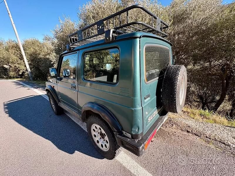 Usata Suzuki Samurai 69 CV (50 kW) 1997 Verde SUV