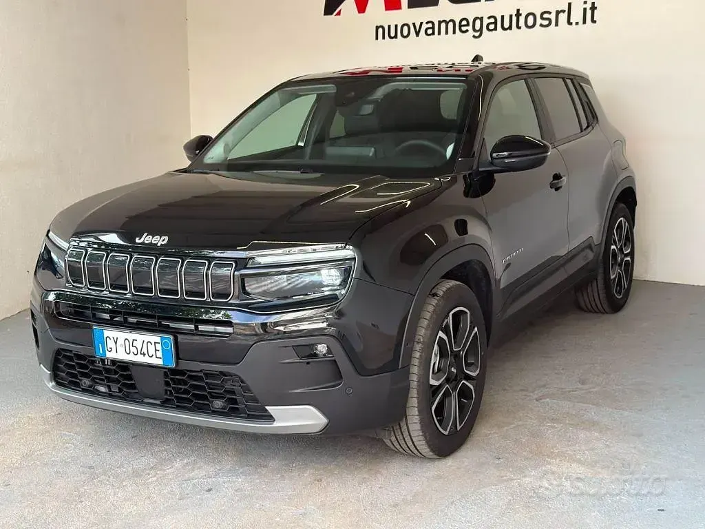 Usata Jeep Avenger Summit 101 CV (74 kW) 2025 Nero SUV