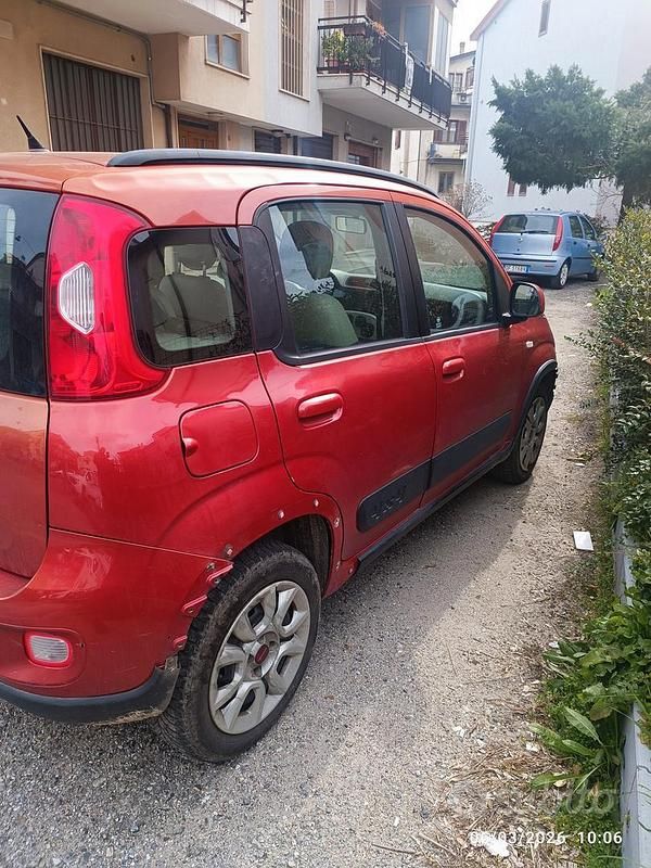 Usata Fiat Panda 4x4 75 CV (55 kW) 2013 Utilitaria