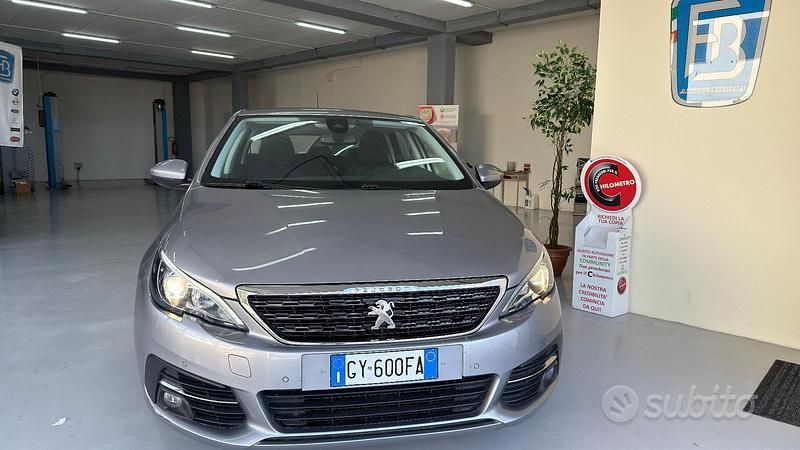 Usata Peugeot 308 Allure 131 CV (96 kW) 2019 Grigio Station wagon