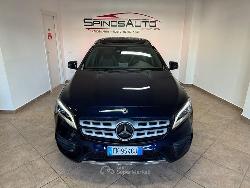 Usata Mercedes GLA220 Premium 177 CV (130 kW) 2017 Blu SUV