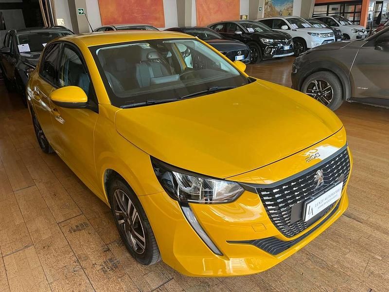 Usata Peugeot 208 Allure 75 CV (55 kW) 2021 Other Utilitaria